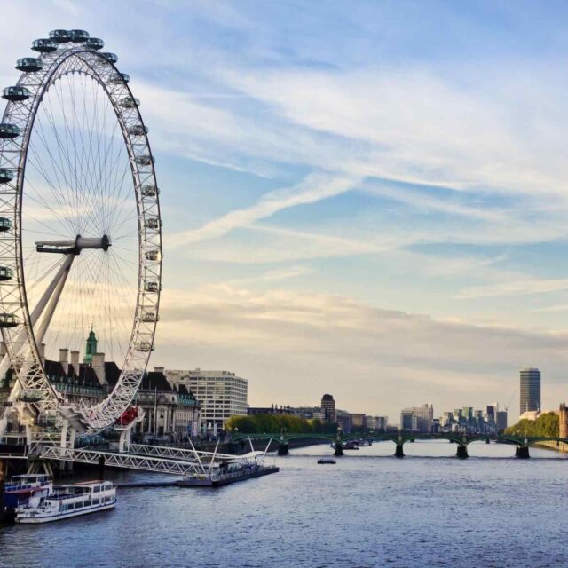 https://www.alawttan.com/wp-content/uploads/2018/09/destination-london-01-640x640.jpg